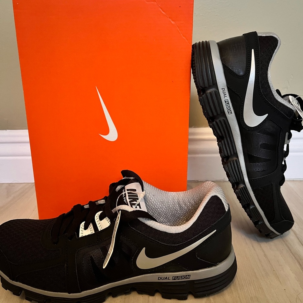 Nike Women’s Black Running Shoes